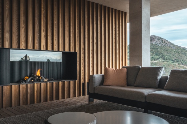 Metalfire Architectural fireplaces Photo 6