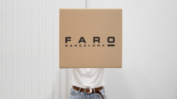 Faro Barcelona Photo 1