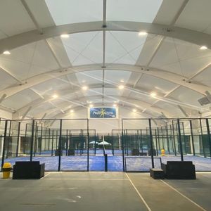 металлический каркас для спортивной площадки