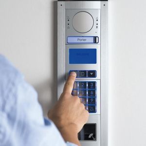 переговорное аудиоустройство из алюминия