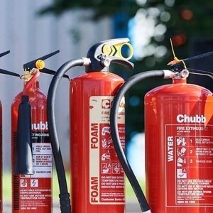 стойка для огнетушителя из нержавеющей стали 1