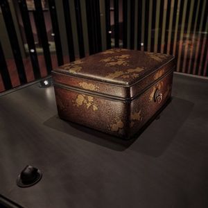 миниатюрный точечный светильник