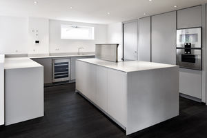 рабочая поверхность из Solid Surface
