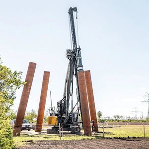 свайный молот для разделительного барьера