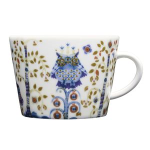 кофейная чашка из фарфора