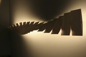 настенный светильник уникальный дизайн
