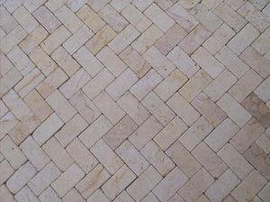 напольная плитка из натурального камня