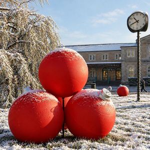 скульптура из полиэтилена