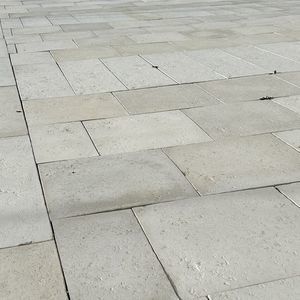 уличная плитка из бетона