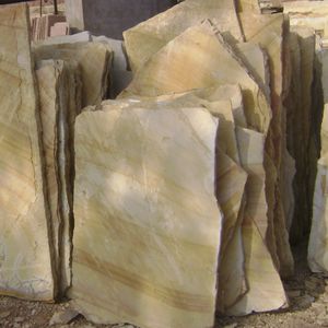 плита из камня из песчаника