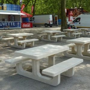 классический стол для пикника
