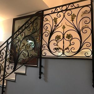 ограждение из кованого железа