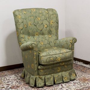 классическое кресло