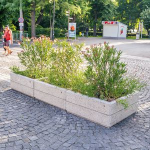 кадка для садовых растений из бетона, армированного волокнами