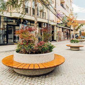 кадка для садовых растений из бетона, армированного волокнами