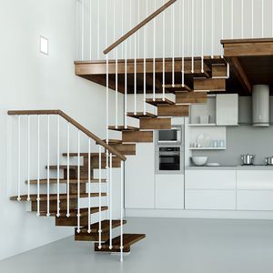 лестница с поворотом на 90° 1
