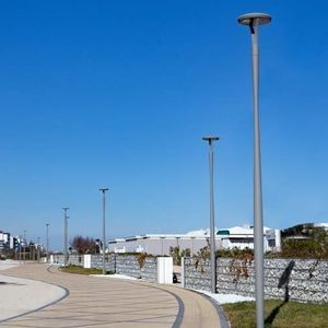 городской фонарный столб