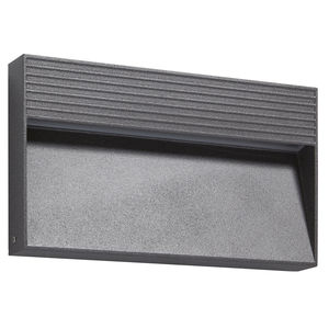 современный настенный светильник