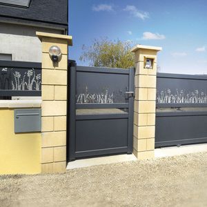 дверца из термолакированного алюминия
