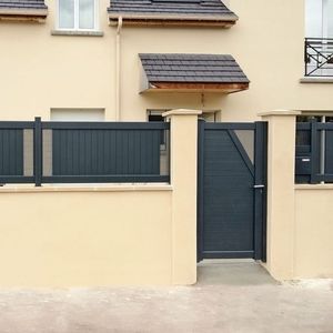 дверца из термолакированного алюминия