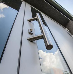 стационарная дверная ручка для двери