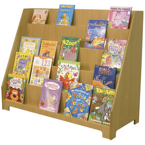 низкий книжный шкаф