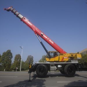 подъемный кран со стрелой