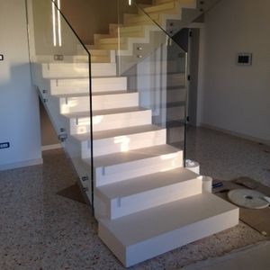 плита из камня из известняка