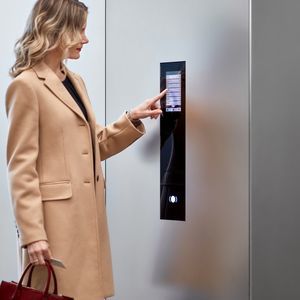 клавиатура устройства управления для управления лифтом
