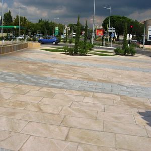 уличная плитка из натурального камня