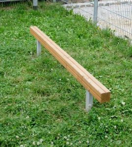 гимнастическое бревно для игровой площадки