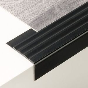 валик ступени из ПВХ 1