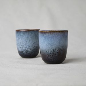 кофейная чашка из керамики