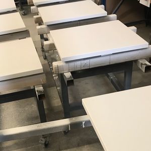 столешница из плитки, покрытой эмалью