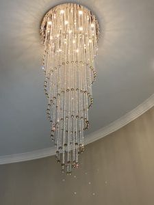 современная люстра