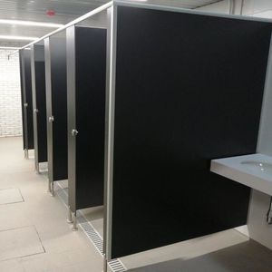 сантехническая кабина из ламината высокого давления