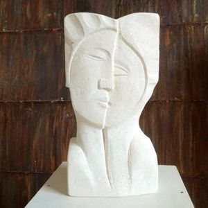 скульптура из камня