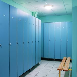 шкафчик для раздевалки из ламината