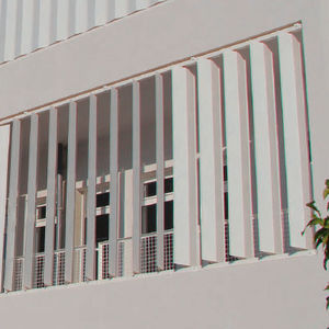 солнцезащитное устройство из алюминия