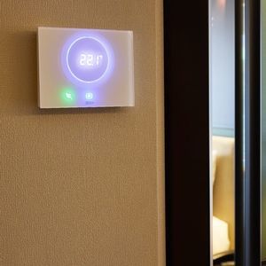 система автоматизации для жилых помещений для двери