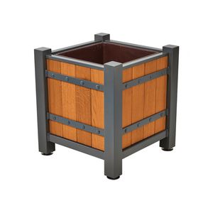 кадка для садовых растений из дуба