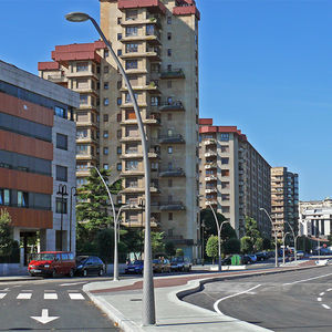 городской фонарный столб