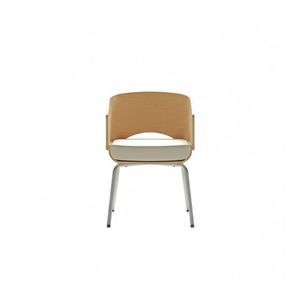 современное клубное кресло