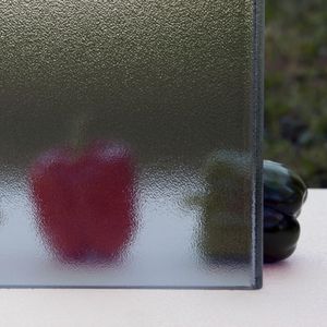 профилированное стекло с контролем солнечной энергии