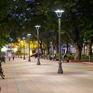 городской фонарный столб
