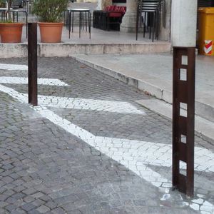 напольная парковка для велосипедов