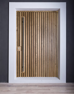 входная дверь