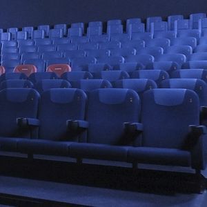 современный стул для аудитории 1