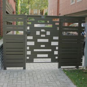 дверца из алюминия