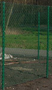 забор из сетки рабицы